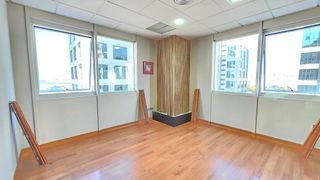 Oficina en alquiler en San Jerónimo - La Bachillera en Sevilla