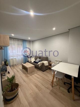 Estudio en alquiler en San Mamés - La Palomera en León