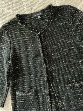 Chaqueta Massimo Dutti negra y dorada