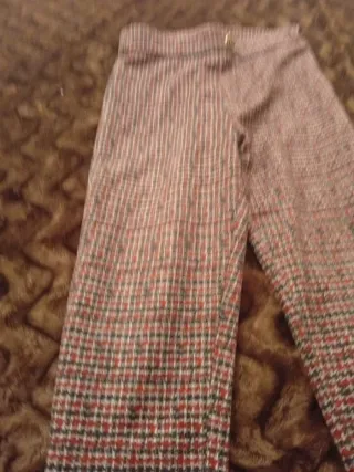 Pantalón cuadros Zara