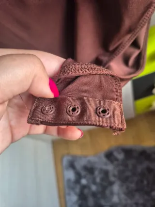 Body SHEIN marrón talla S