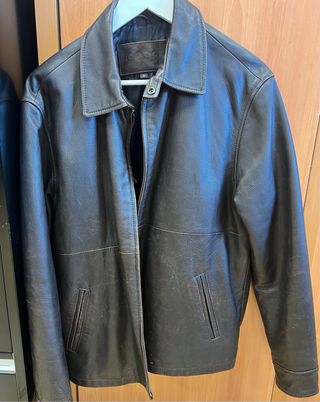 Cazadora de piel tipo piloto. Talla 52.