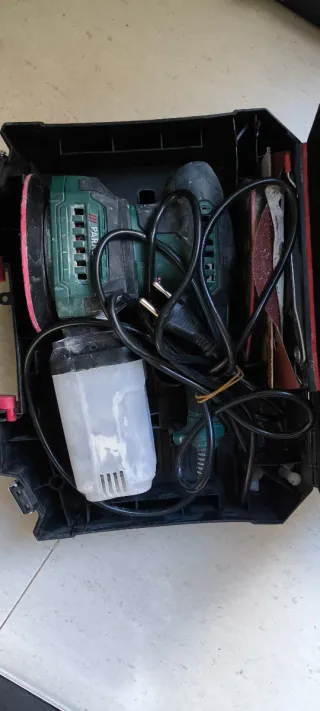 Lijadora eléctrica con accesorios