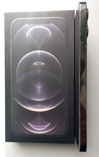 iPhone 12 Pro Max 128GB SpaceGray– REGALO cargador