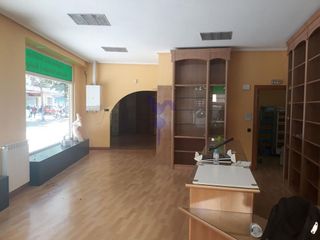 Local comercial en venta en Villaquilambre