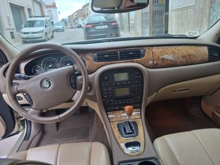 Jaguar S-Type executive