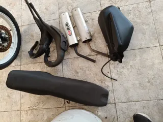 Asiento y depósito Fantic Caballero 50