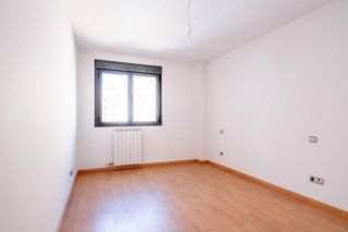 Piso en venta en Arrabal en Zaragoza