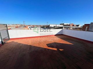 Edificio en venta en Maria Auxiliadora - Barriada LLera en Badajoz