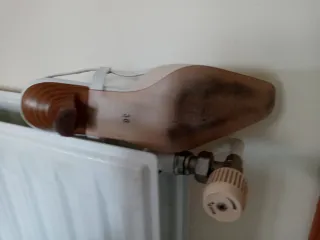 Zapatos de piel para señora