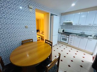 Casa adosada en alquiler en Moncada