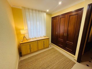 Casa adosada en alquiler en Moncada