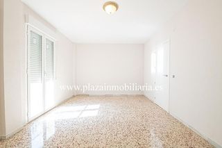 Piso en venta en Lucena