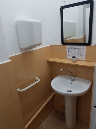 Local comercial en alquiler en Plaça Catalunya en Prat de Llobregat, El