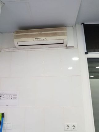 Local comercial en alquiler en Plaça Catalunya en Prat de Llobregat, El