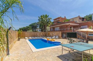 Chalet en venta en Puigventós en Lloret de Mar