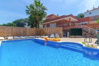 Chalet en venta en Puigventós en Lloret de Mar