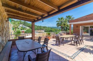 Chalet en venta en Puigventós en Lloret de Mar