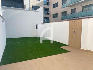 Piso en alquiler en Segle XX en Terrassa