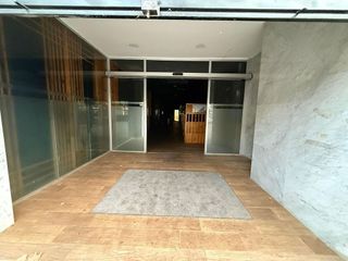 Local comercial en alquiler en Centre en Castelldefels