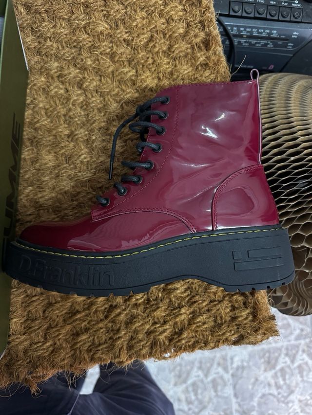 Botas D.Franklin Rojo Charol