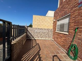 Casa adosada en venta en Villamediana de Iregua