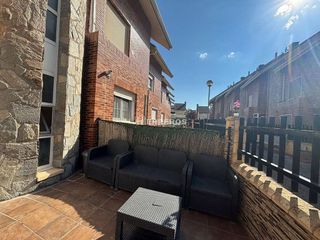 Casa adosada en venta en Villamediana de Iregua