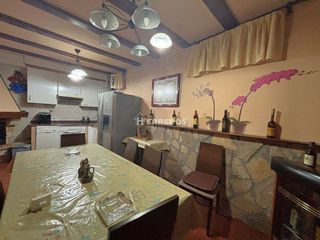 Casa adosada en venta en Villamediana de Iregua