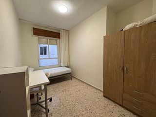 Piso en alquiler en Ciudad Jardín - Zoco en Córdoba