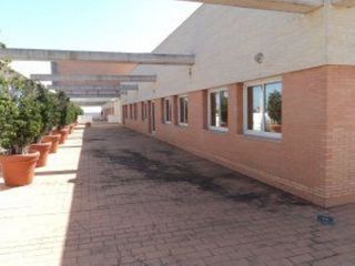 Oficina en alquiler en Colores - Entreparques en Sevilla