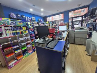 Local comercial en alquiler en Circular - Vadillos en Valladolid