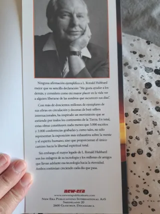 Dianética: El Poder del Pensamiento Sobre el Cu...