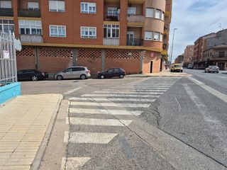 Se vende local comercial