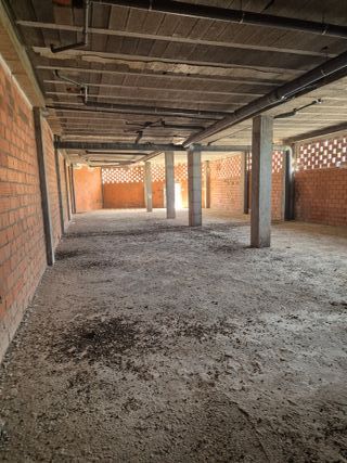 Se vende local comercial
