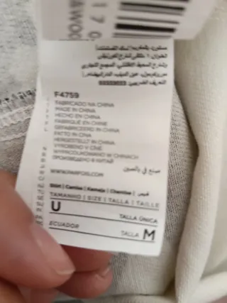 Cazadora vaquera Parfois estampada floral