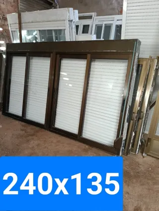 Ventana aluminio corredera 240x135
