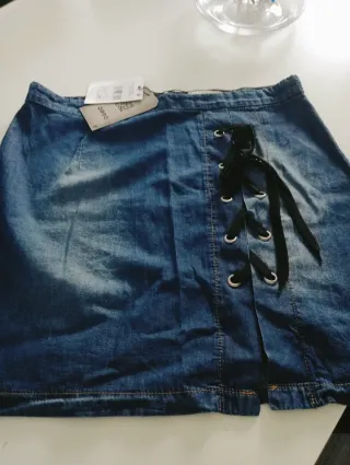 Falda vaquera con cordones talla 40