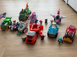 Colección Patrulla Canina Vehículos y Figuras
