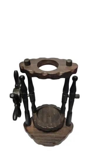 Espositore per bottiglie in legno