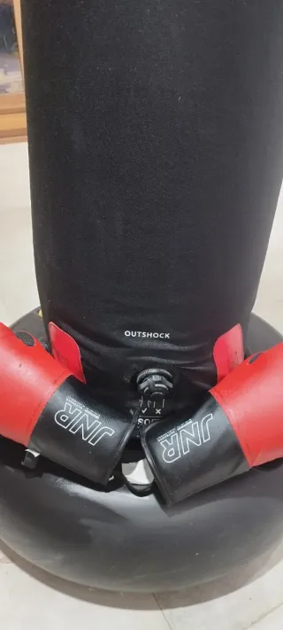 Saco boxeo infantil con guantes