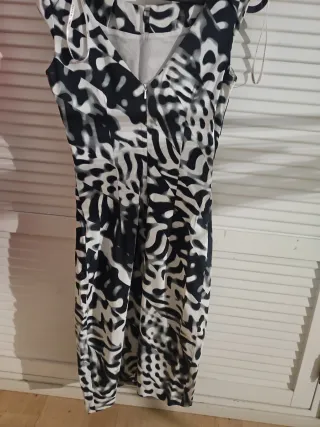 Vestido Karen Miller estampado blanco y negro