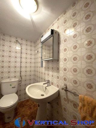 Local comercial en venta en Caudete