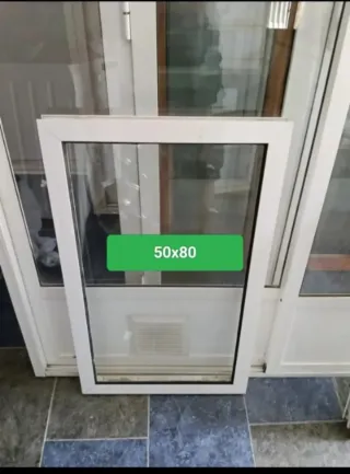 Ventana aluminio 50x80