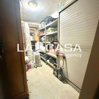 Garaje en venta en Colores - Entreparques en Sevilla