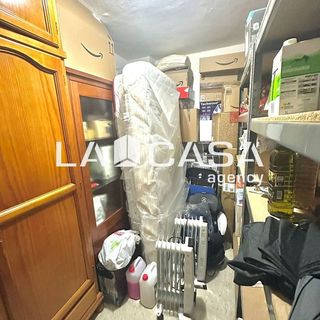 Garaje en venta en Colores - Entreparques en Sevilla