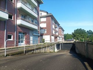 Garaje en venta en Entrambasaguas