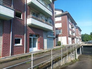 Garaje en venta en Entrambasaguas