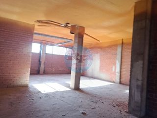 Local comercial en venta en La Chantría - La Lastra en León