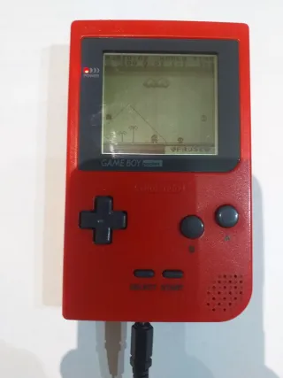Nintendo Game Boy Pocket + Cargador