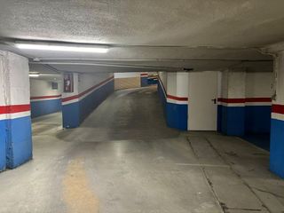 Garaje en venta en Plaza España - Villa Pilar - Reyes Católicos - Vadillos en Burgos